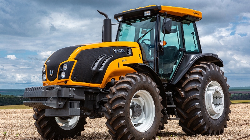 Trator Valtra BM115