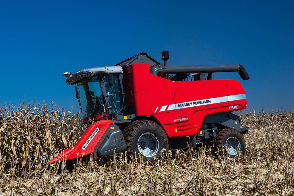 Colheitadeira Massey Ferguson MF 4690