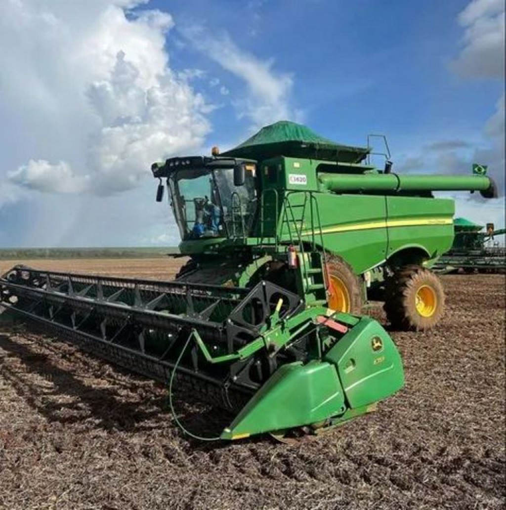 Colheitadeira John Deere S660