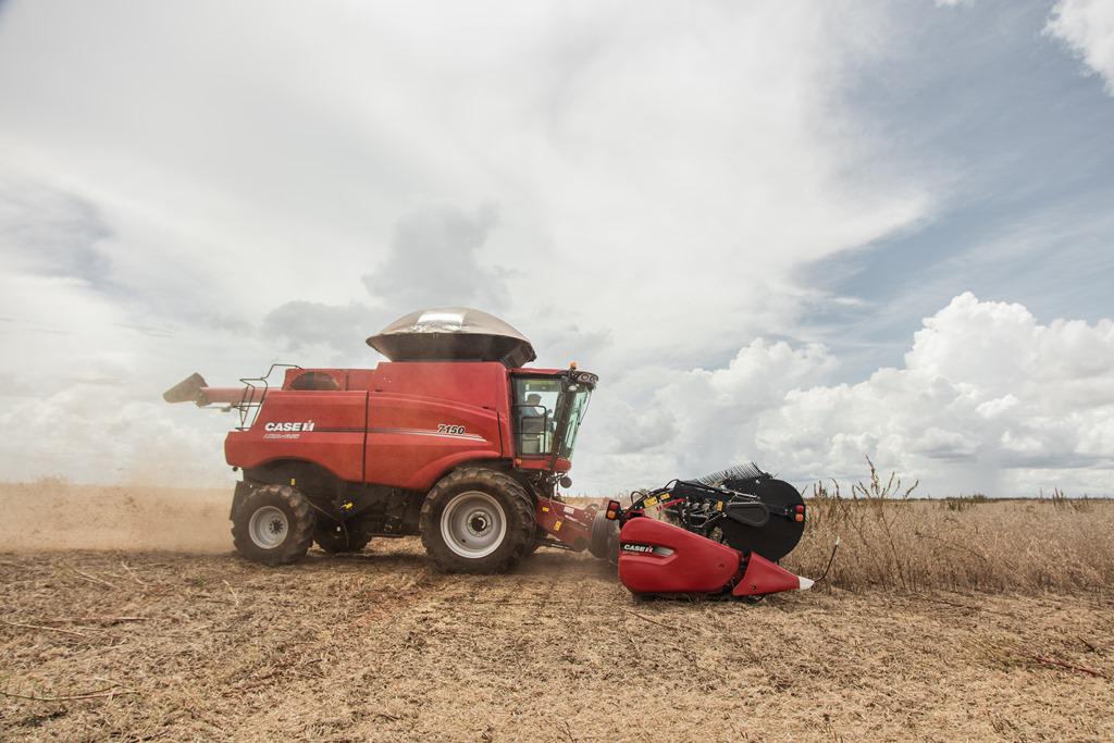 Colheitadeira Case IH 6150