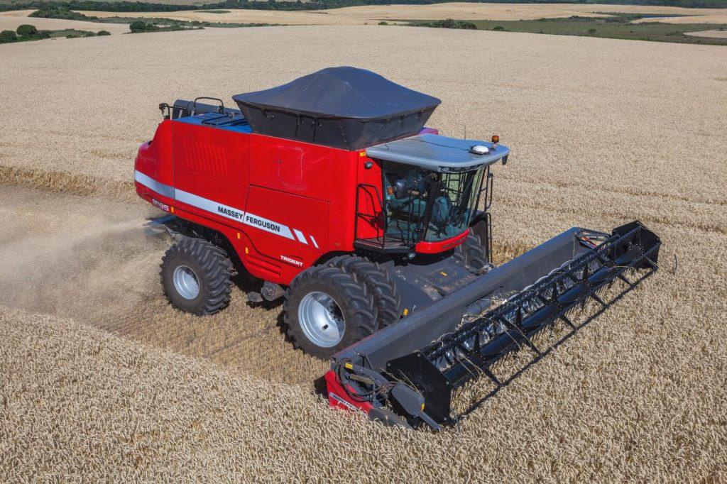 Colheitadeira Massey Ferguson MF 9695