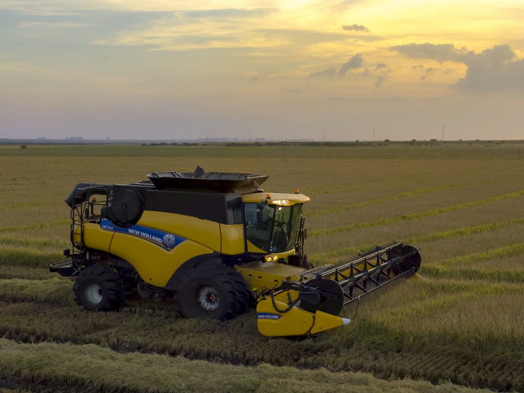 Colheitadeira New Holland CR 7.90 Rice