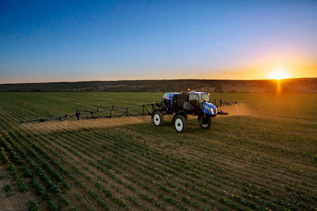 New Holland Defensor 2500