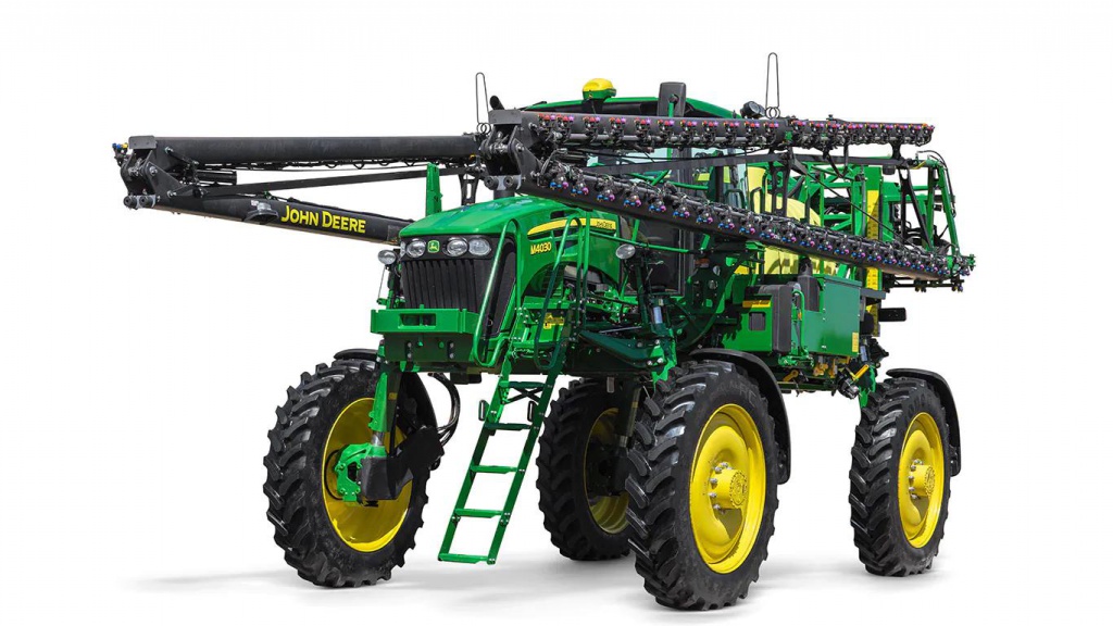 John Deere M4025