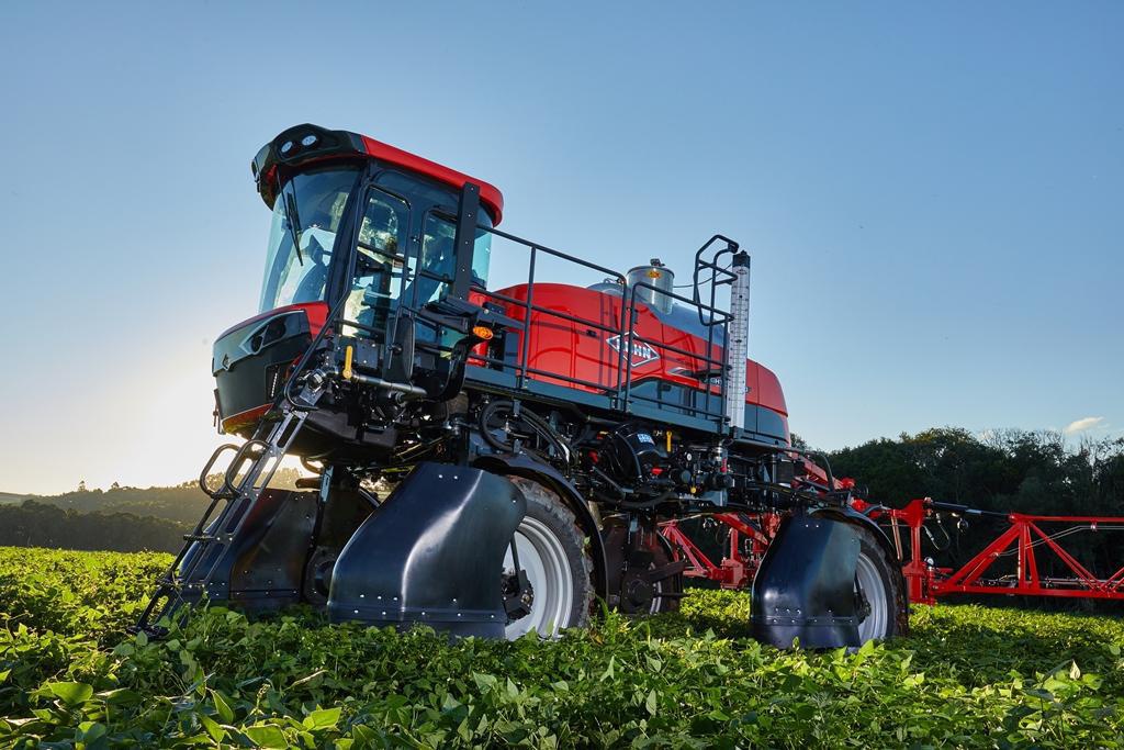 Trator Kuhn Fighter 2500