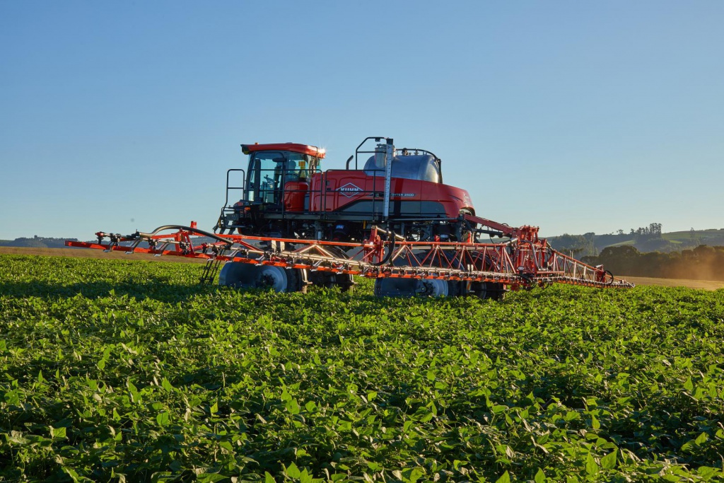 Trator Kuhn Fighter 3000