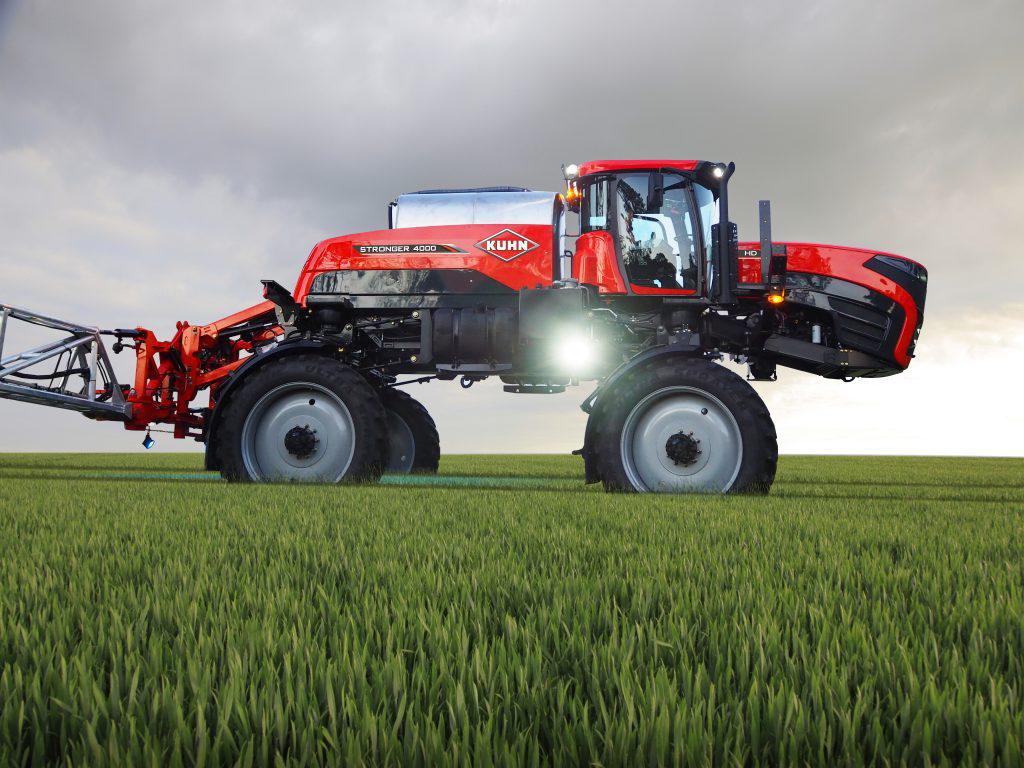 Trator Kuhn Stronger 3200 HD