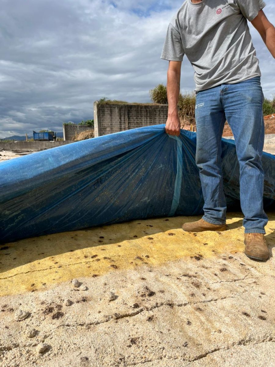 LONAS PARA SILAGEM E BARREIRAS DE OXIGENIO