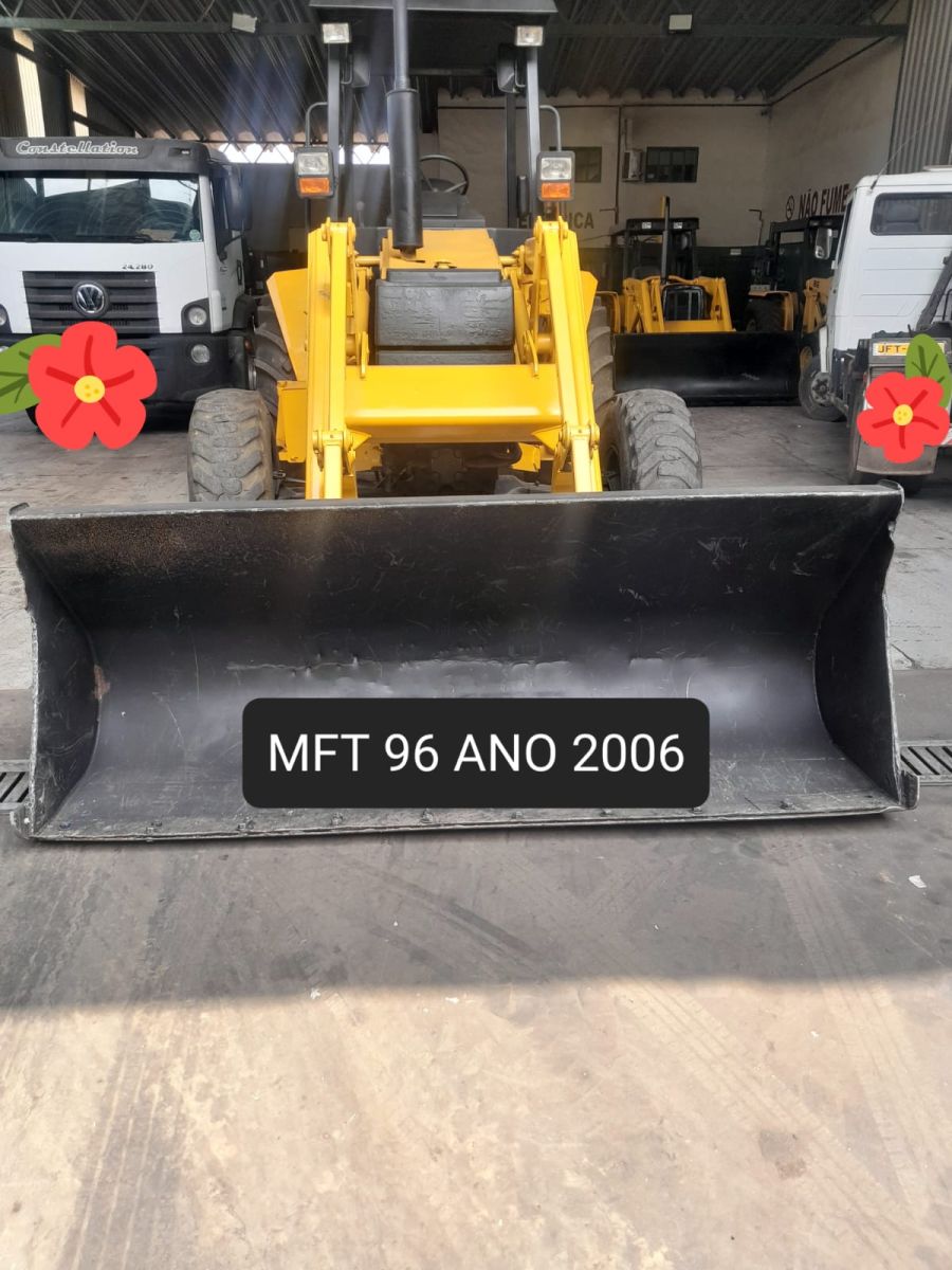 TRATOR MASSEY FERGUSON 96 HST TRAÇADO