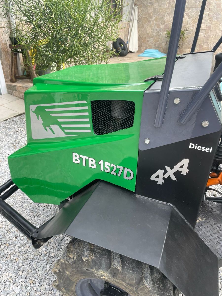 BRASELIO BTB 1527B  ANO 2011