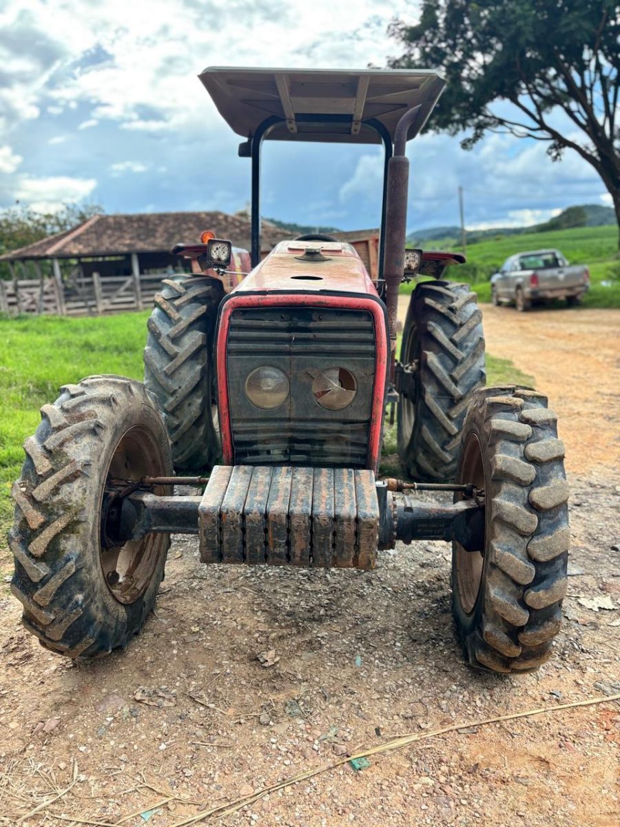 Trator Massey Ferguson 255 Advanced 2012