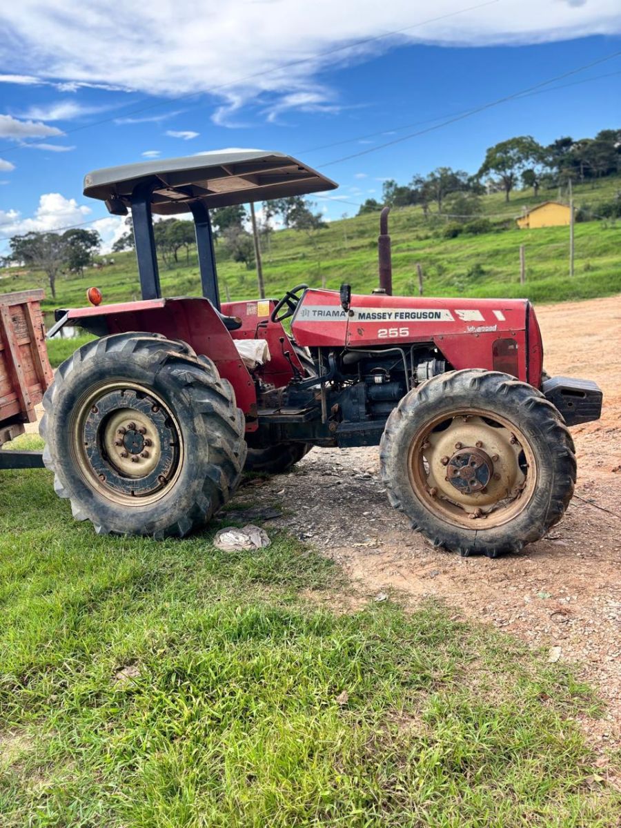 Trator Massey Ferguson 255 Advanced 2012