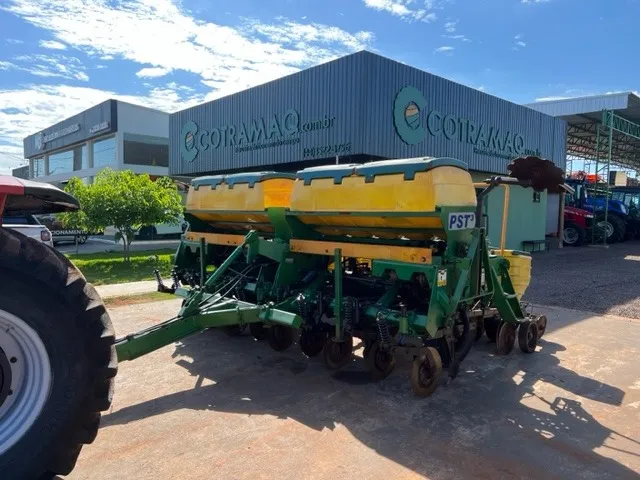 Plantadeira Tatu PST 3, 9 linhas ano 2005 c/ Monitor Sementes 