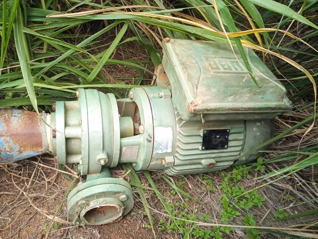 Venda-se bomba de irrigação 