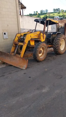 Trator valtra 785 4x4 direção hidráulica 