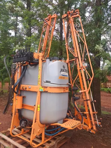 Pulverizador jacto 