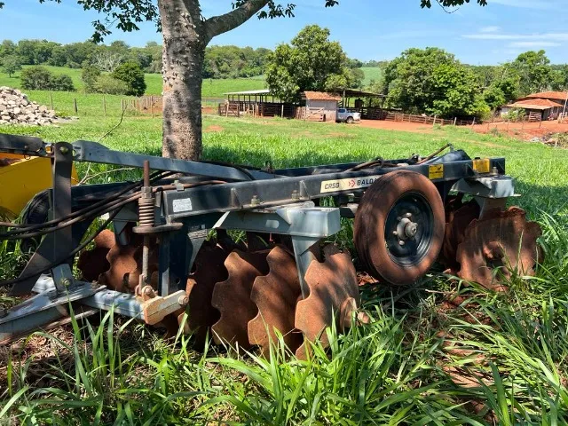 Grade aradora Baldan de 16 discos
