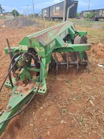 Trator jonh Deere 6100E conjunto 