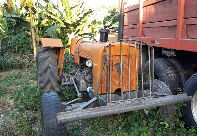 Trator Valmet modelo 65id Motor MWM