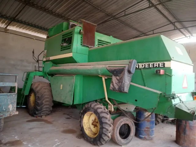 Colhedeira John Deere 1185