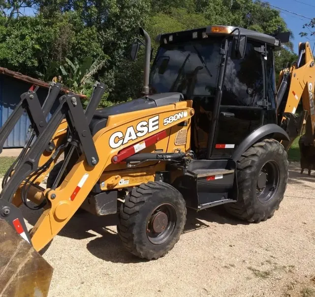 Retroescavadeira case 580n 2019