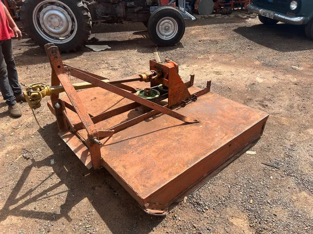 Roçadeira Massey Fergusson para trator 