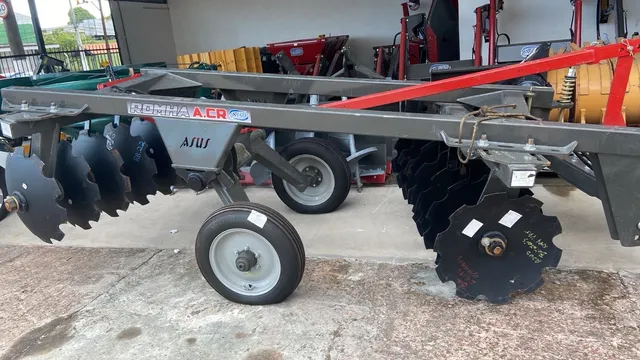 Grade Aradora Asus nova!