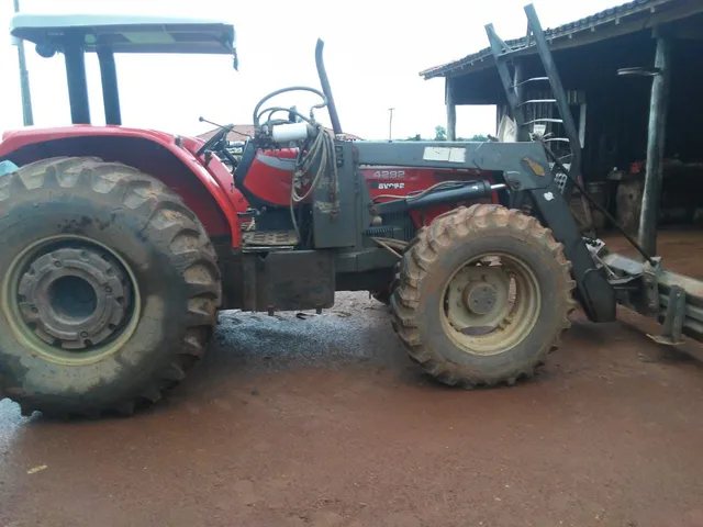 Massey 4292 ano 2012