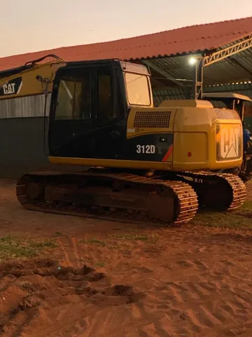 Escavadeira Caterpillar 312d