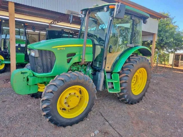 John Deere 5078 cabinado 4x4 2016