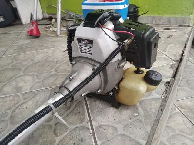 toyama 52 cc profissional por apenas 650 reais semi nova 