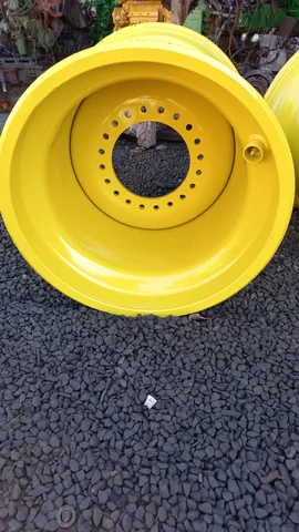 Roda skider John Deere 848H 
