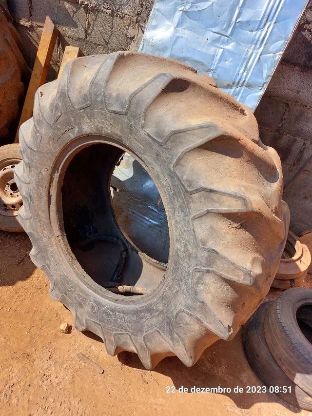 2 pneus agrícola 18.4.26 Goodyear 