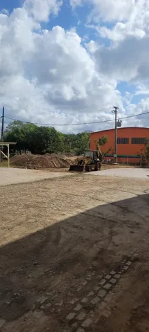 Serviços retroescavadeira 