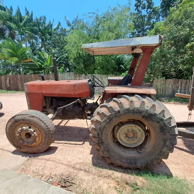 Trator MF 290
