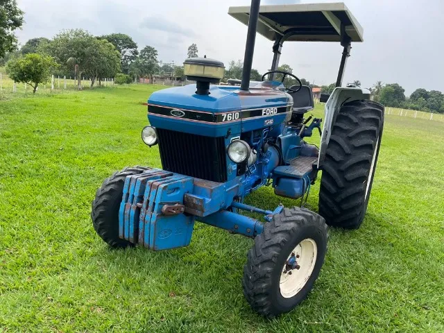Trator Agricola New Holland 7610 - 1993