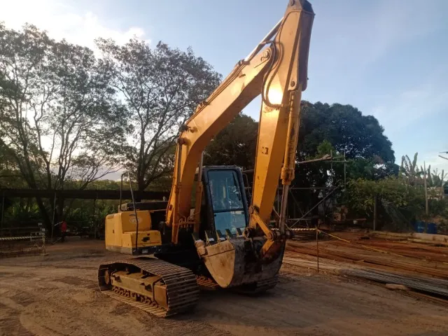 Escavadeira Hidraulica 14T