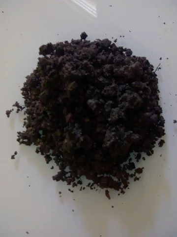 50 litros de Terra adubada para plantio de mudas, hortaliças e flores.