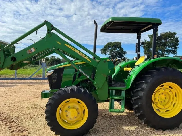 Trator John Deere Facilito com Entrada