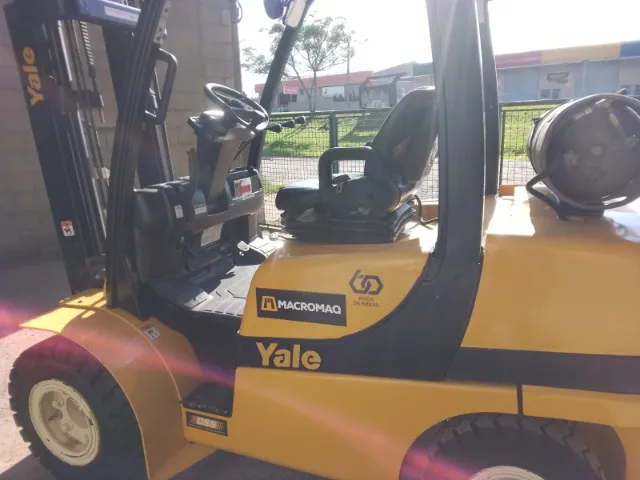 Empilhadeira Yale GP060VX Ano 2022