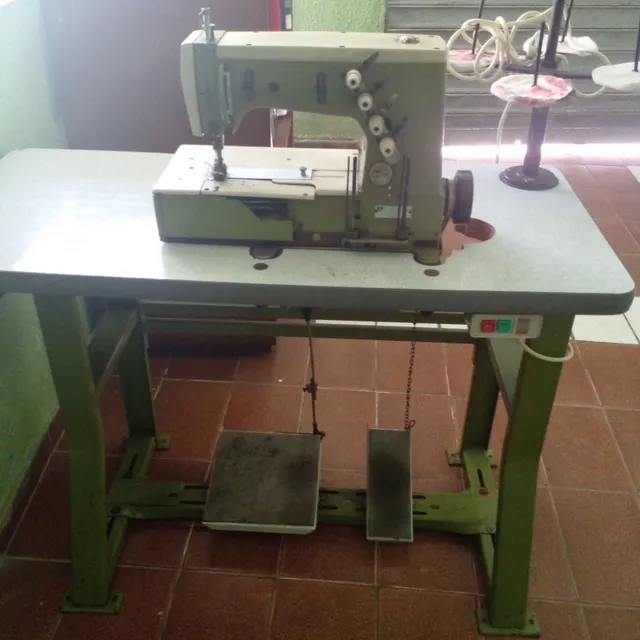 Máquina Galoneira 