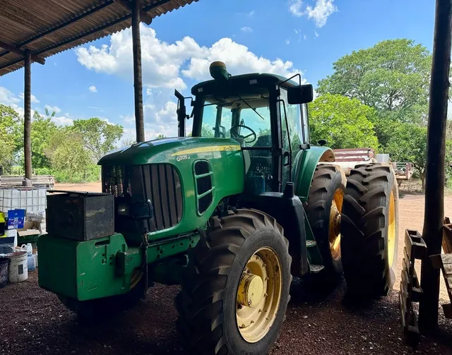 Trator John Deere 