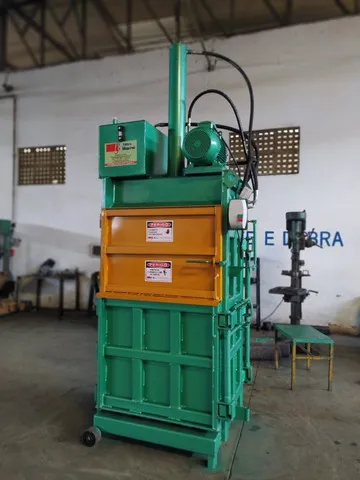 Prensa Hidráulica Enfardadeira para Reciclagem
