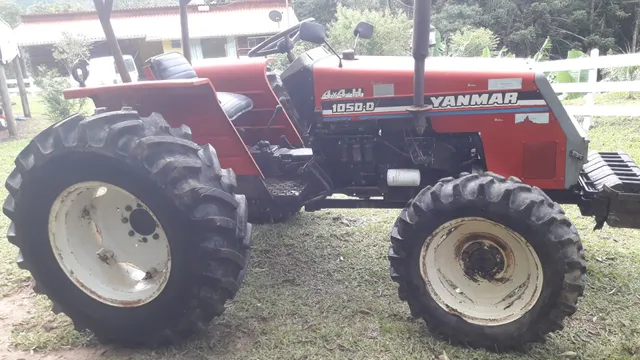 Trator Yanmar 1050D
