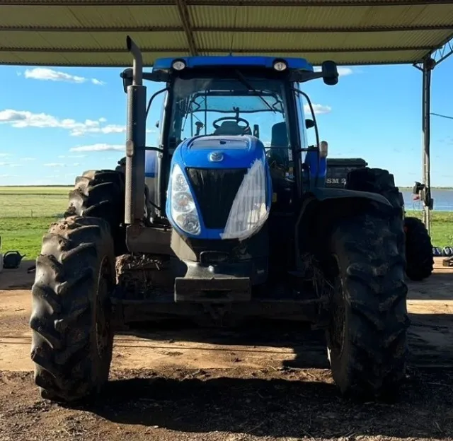 Trator New Holland T7.240 ano 2019.