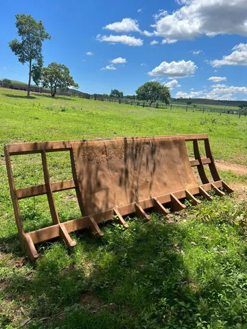 VENDO GARFO ENLEIRADOR 