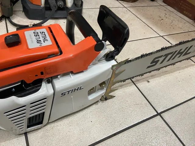 Moto serra Stihl 051