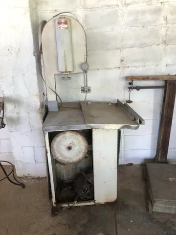 Máquina de serrar carne 
