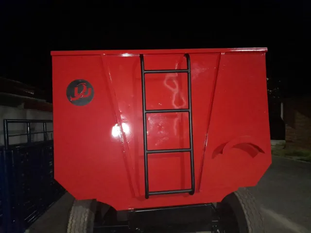 Carreta agrícola basculante 
