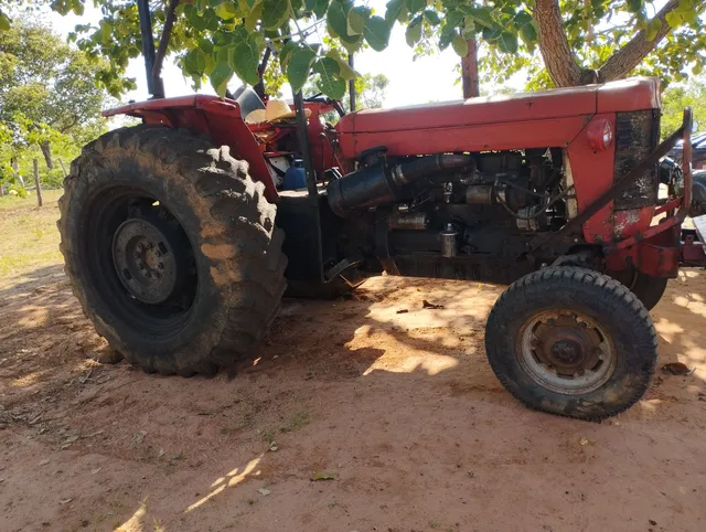 Vende se trator e carroção de 5 metros 